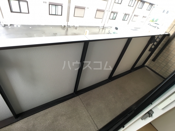 21/30 バルコニー