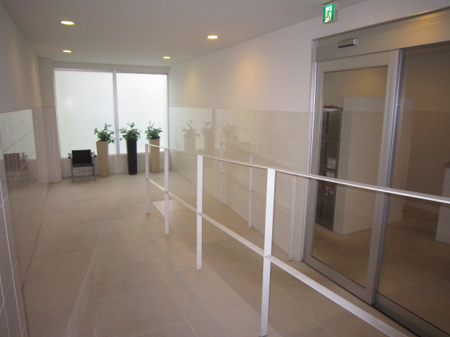 20/28 エントランス