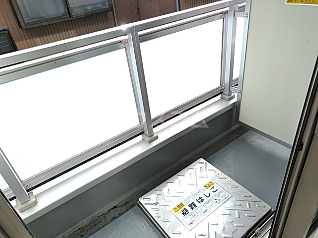 21/30 バルコニー