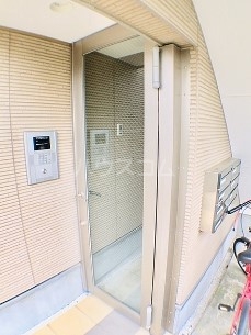 3/7 エントランス