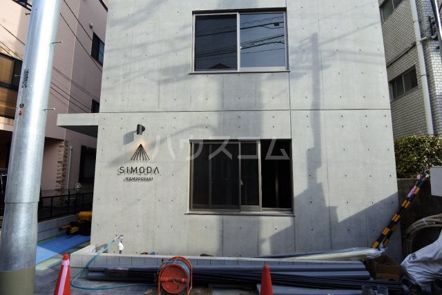 2/4 エントランス