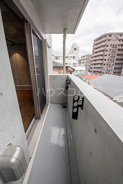 13/22 バルコニー