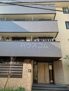 3/7 エントランス