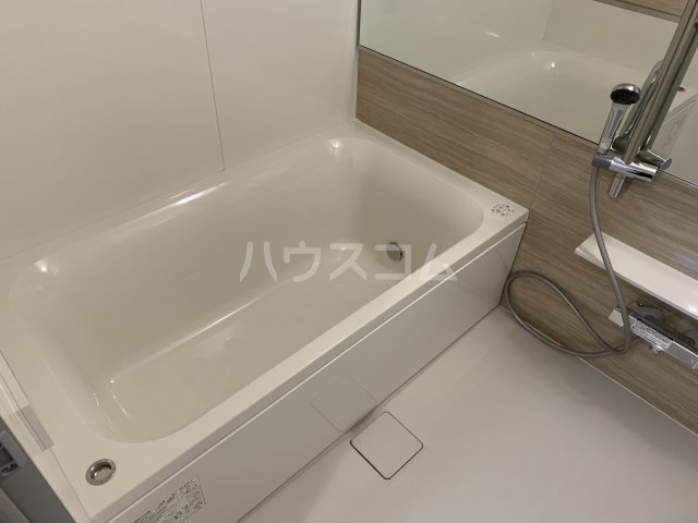 14/30 浴室