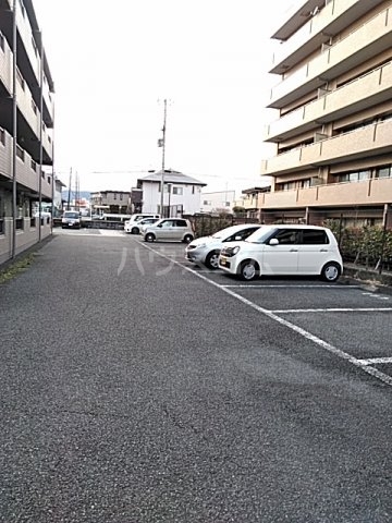 17/24 駐車場