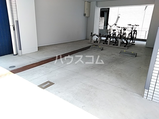 28/30 駐車場