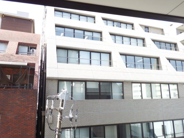 2/4 外観