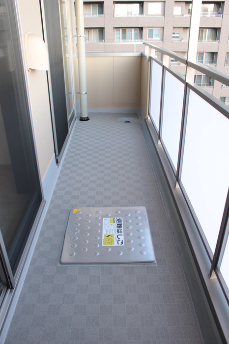 14/27 バルコニー