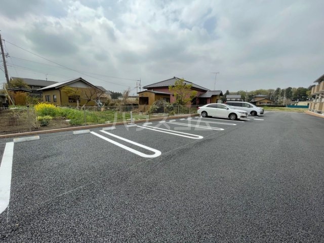 17/27 駐車場