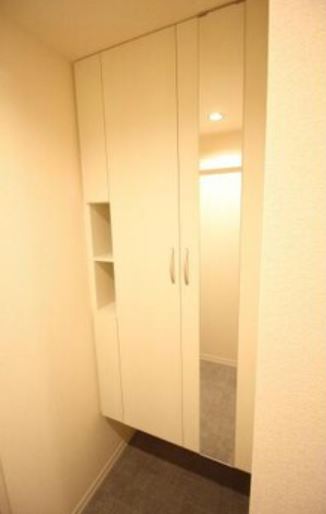 5/23 玄関