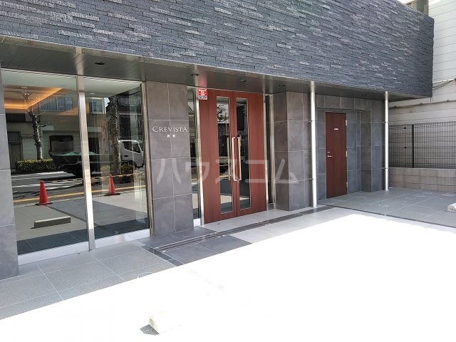 22/30 エントランス