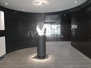 2/4 エントランス