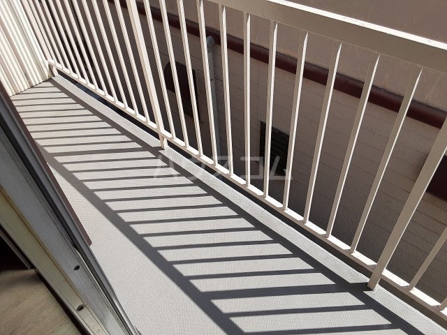 19/30 バルコニー