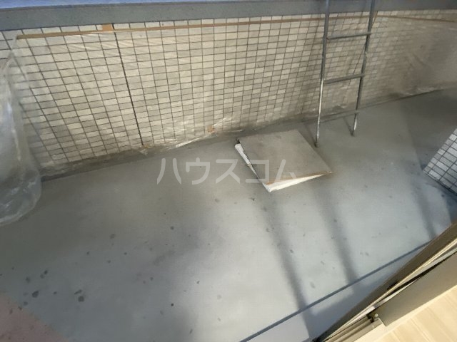 25/30 バルコニー