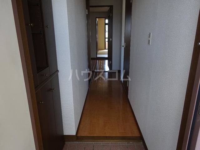 13/30 玄関