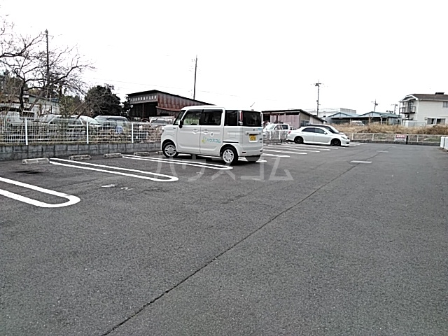 3/4 駐車場