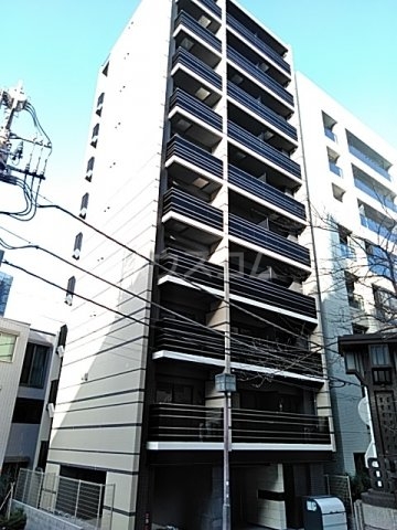 24/27 エントランス