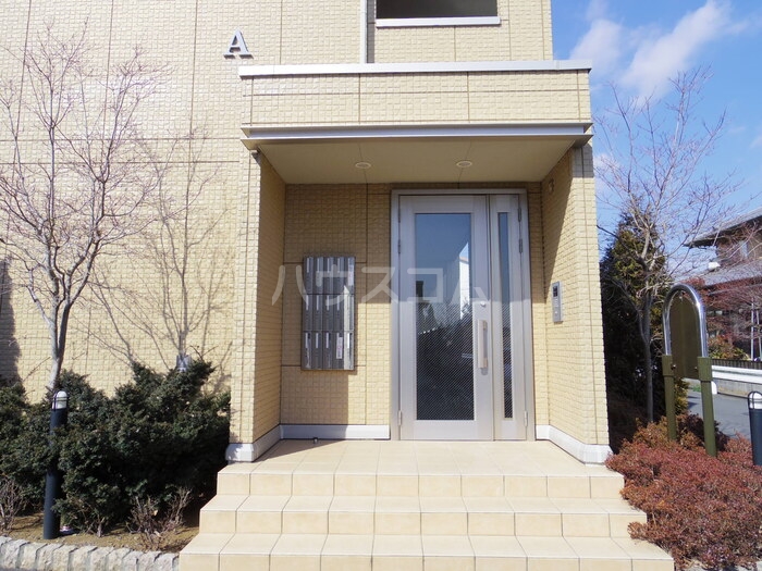 18/20 エントランス