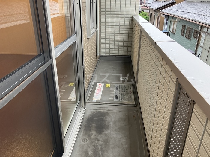 13/21 バルコニー