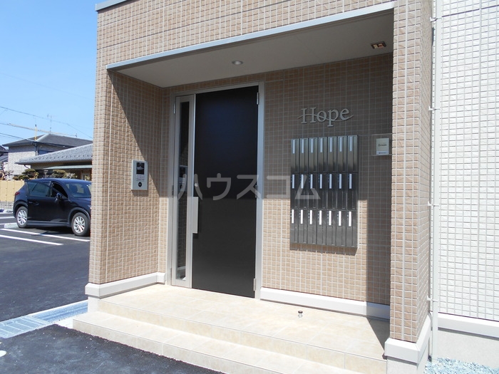 15/16 エントランス