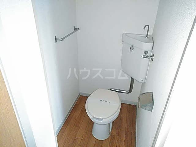 21/30 トイレ
