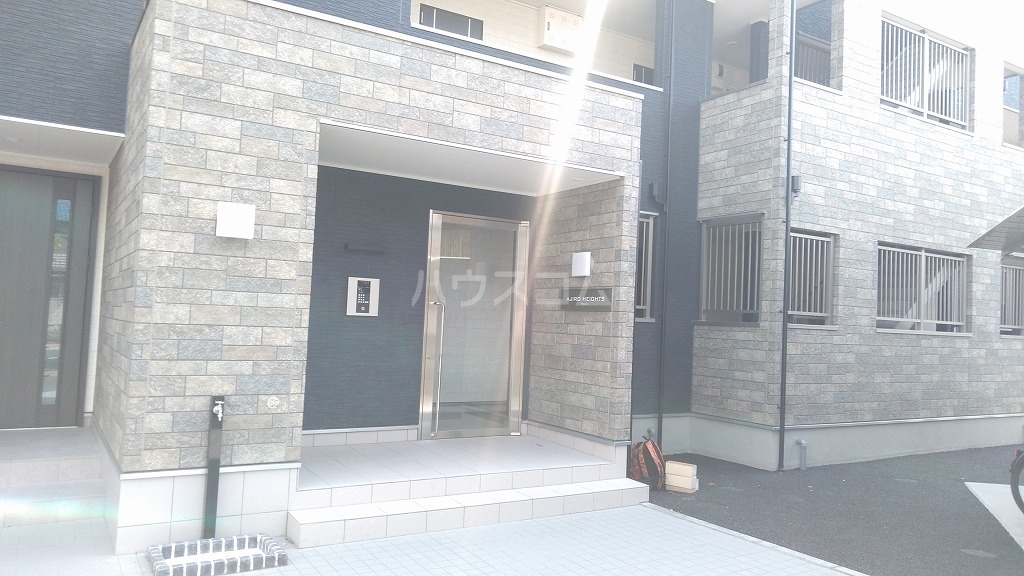 29/30 エントランス