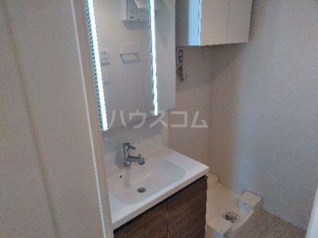13/30 洗面