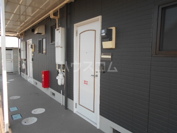 21/28 エントランス