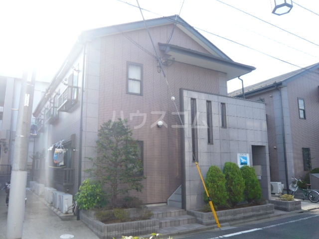 16/20 エントランス