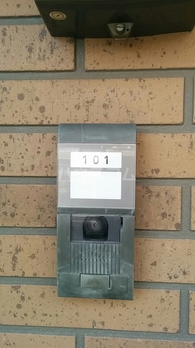 2/3 エントランス