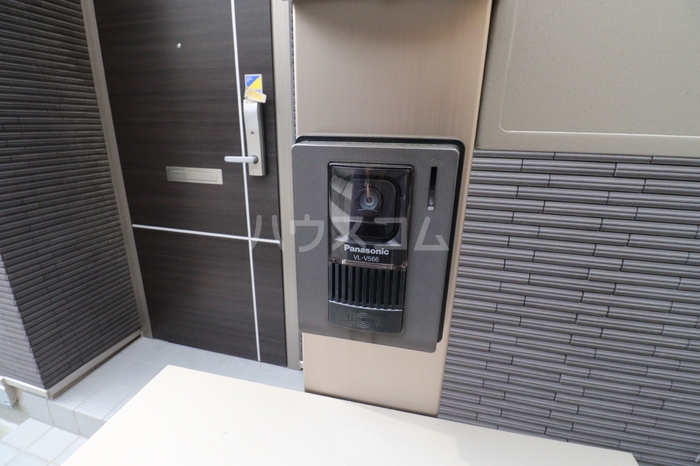 3/4 エントランス