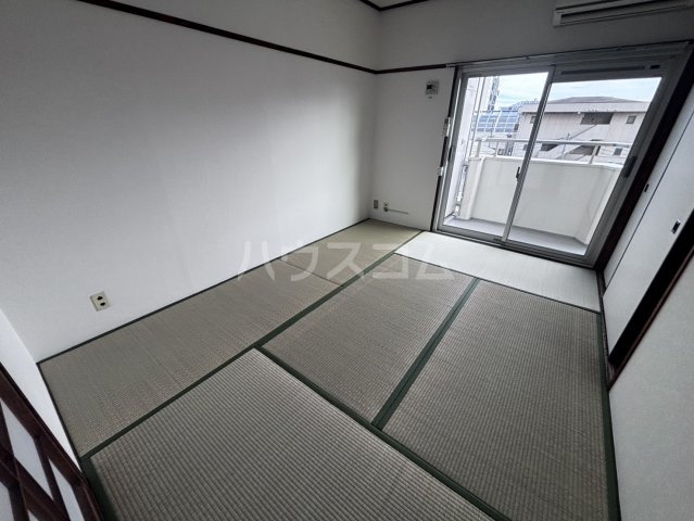 寝室