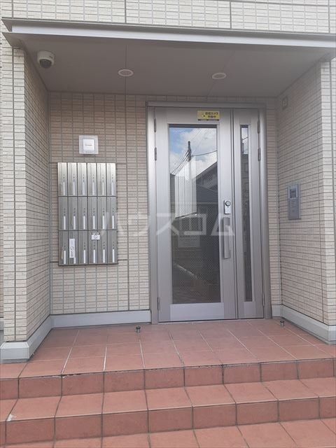 16/24 エントランス