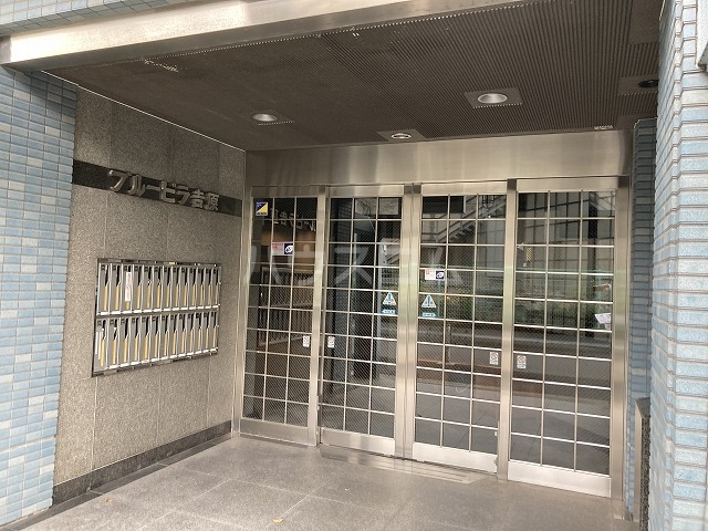 19/24 エントランス