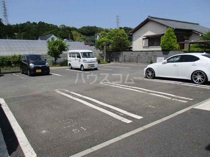 22/26 駐車場