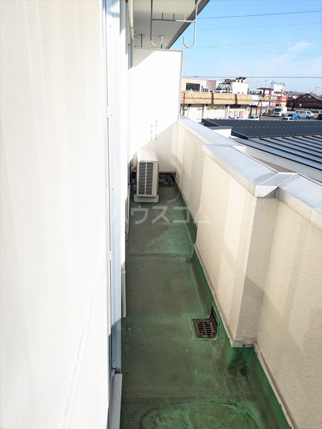 17/27 バルコニー
