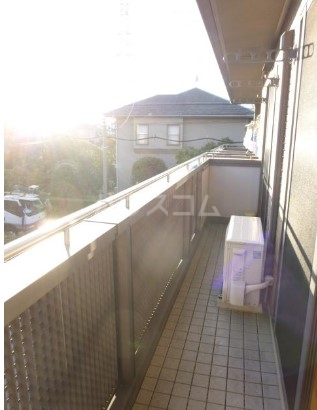 13/23 バルコニー