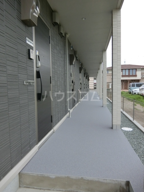 29/30 エントランス