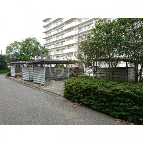 20/27 エントランス