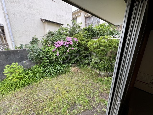 20/25 バルコニー