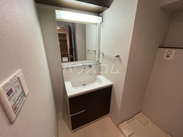 16/30 洗面