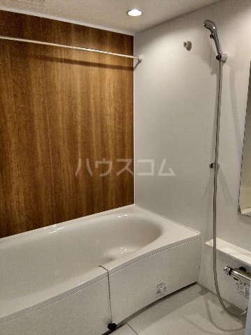 17/30 浴室