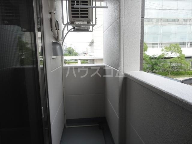 18/20 バルコニー