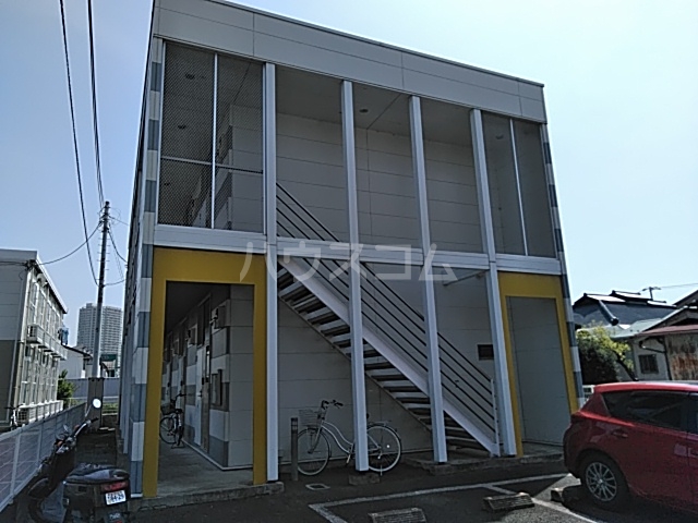 2/4 エントランス