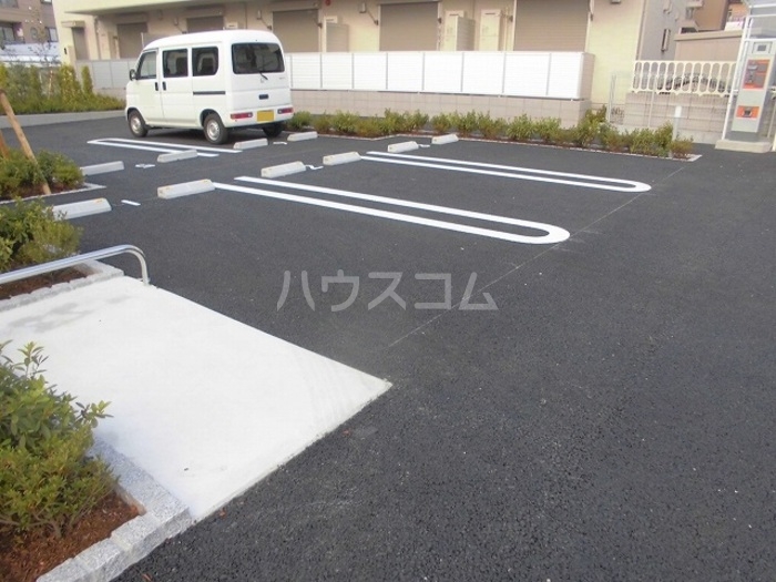 15/24 駐車場