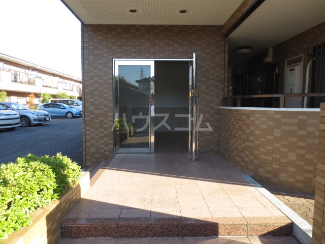 19/24 エントランス