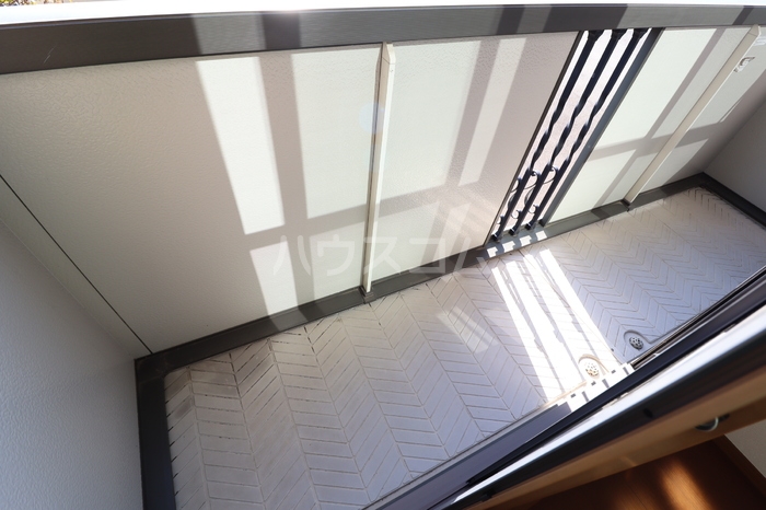 15/28 バルコニー