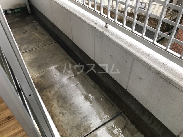 21/30 バルコニー