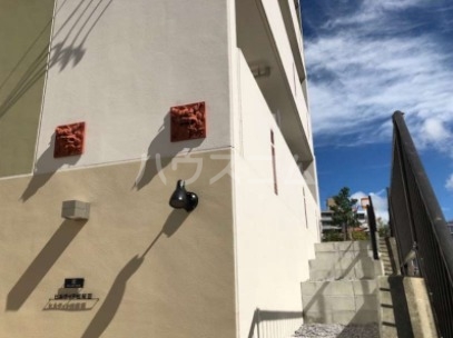 14/16 エントランス