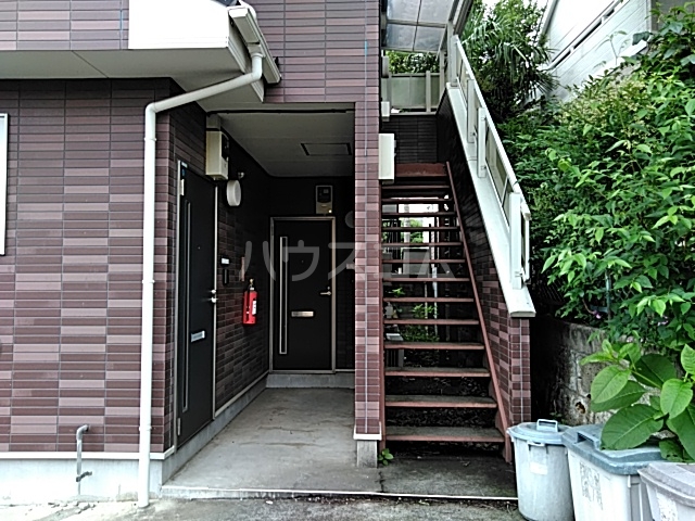 3/5 エントランス